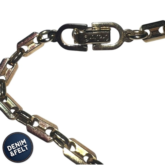 Christian Dior Vintage Gold Plated Rhinestone Bracelet | VERY RARE | PRELOVED 🩷 - Picture 9 of 9